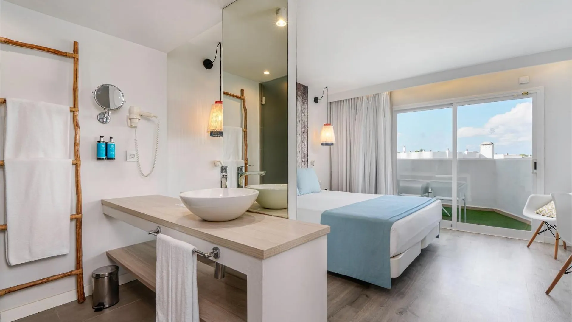 Aluasoul Mallorca Resort - Adults Only Cala D'Or
