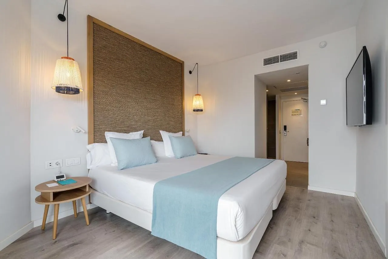 Aluasoul Mallorca Resort - Adults Only Cala d'Or  4*, Cala d'Or (Mallorca) Spain